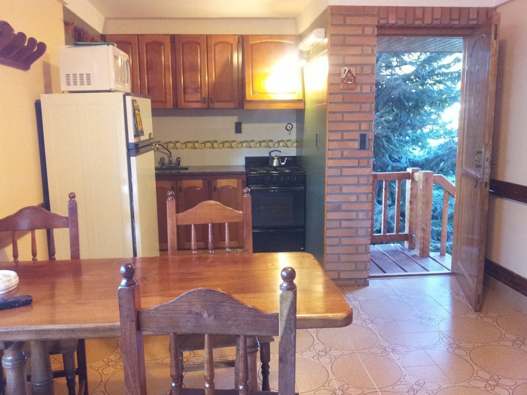 Hotel Lejano Nahuel à San Carlos de Bariloche Extérieur photo