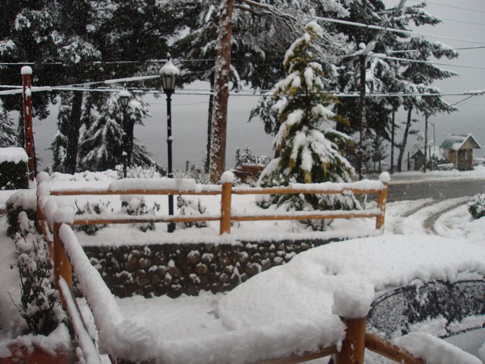 Hotel Lejano Nahuel à San Carlos de Bariloche Extérieur photo