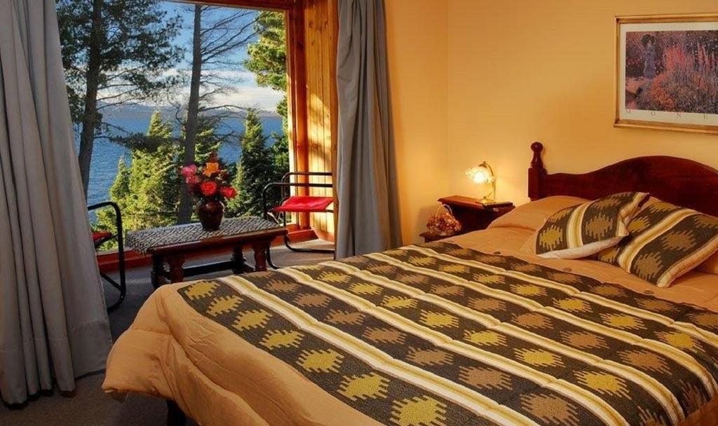 Hotel Lejano Nahuel à San Carlos de Bariloche Chambre photo