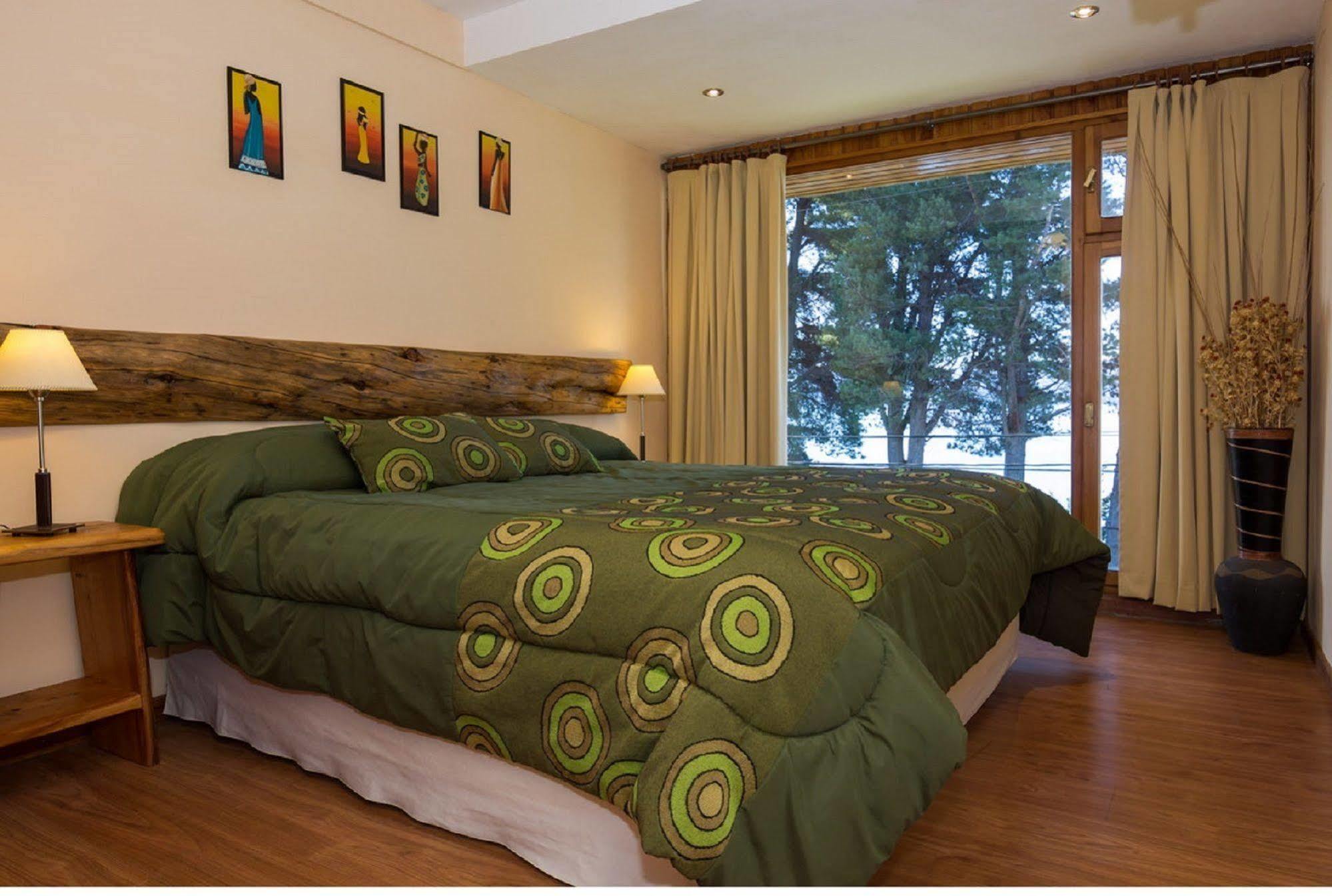 Hotel Lejano Nahuel à San Carlos de Bariloche Extérieur photo