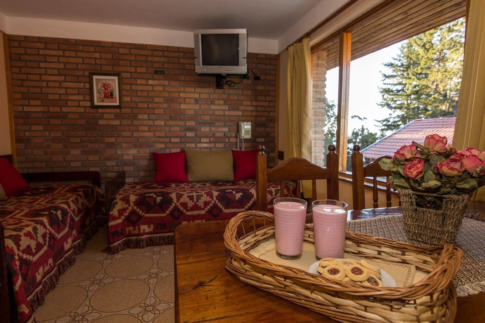Hotel Lejano Nahuel à San Carlos de Bariloche Extérieur photo