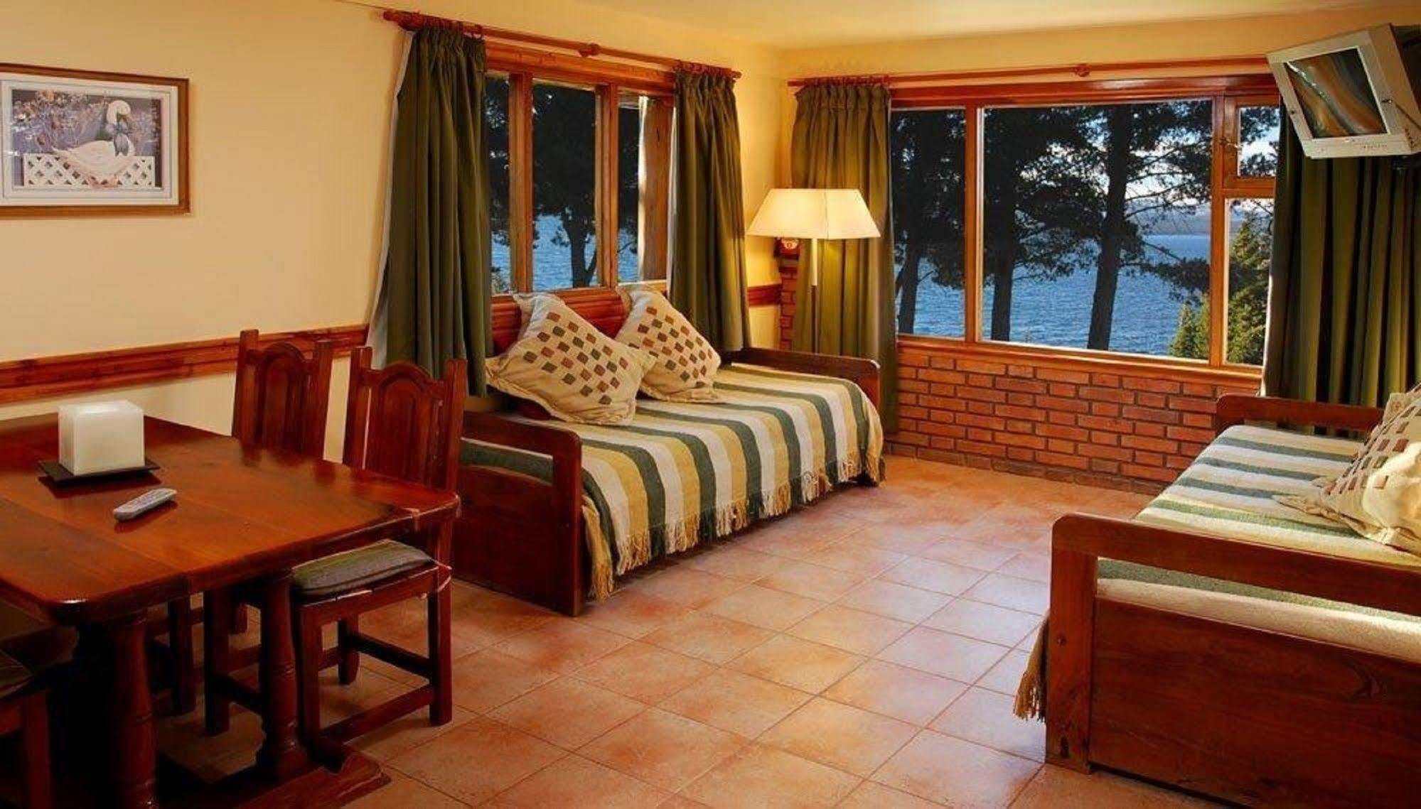 Hotel Lejano Nahuel à San Carlos de Bariloche Extérieur photo