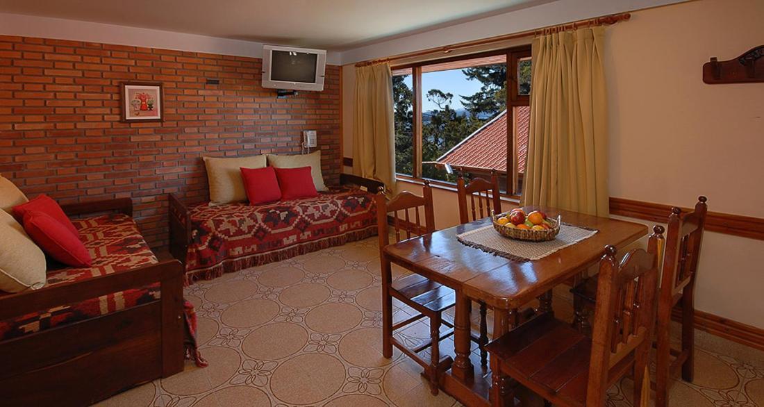 Hotel Lejano Nahuel à San Carlos de Bariloche Extérieur photo